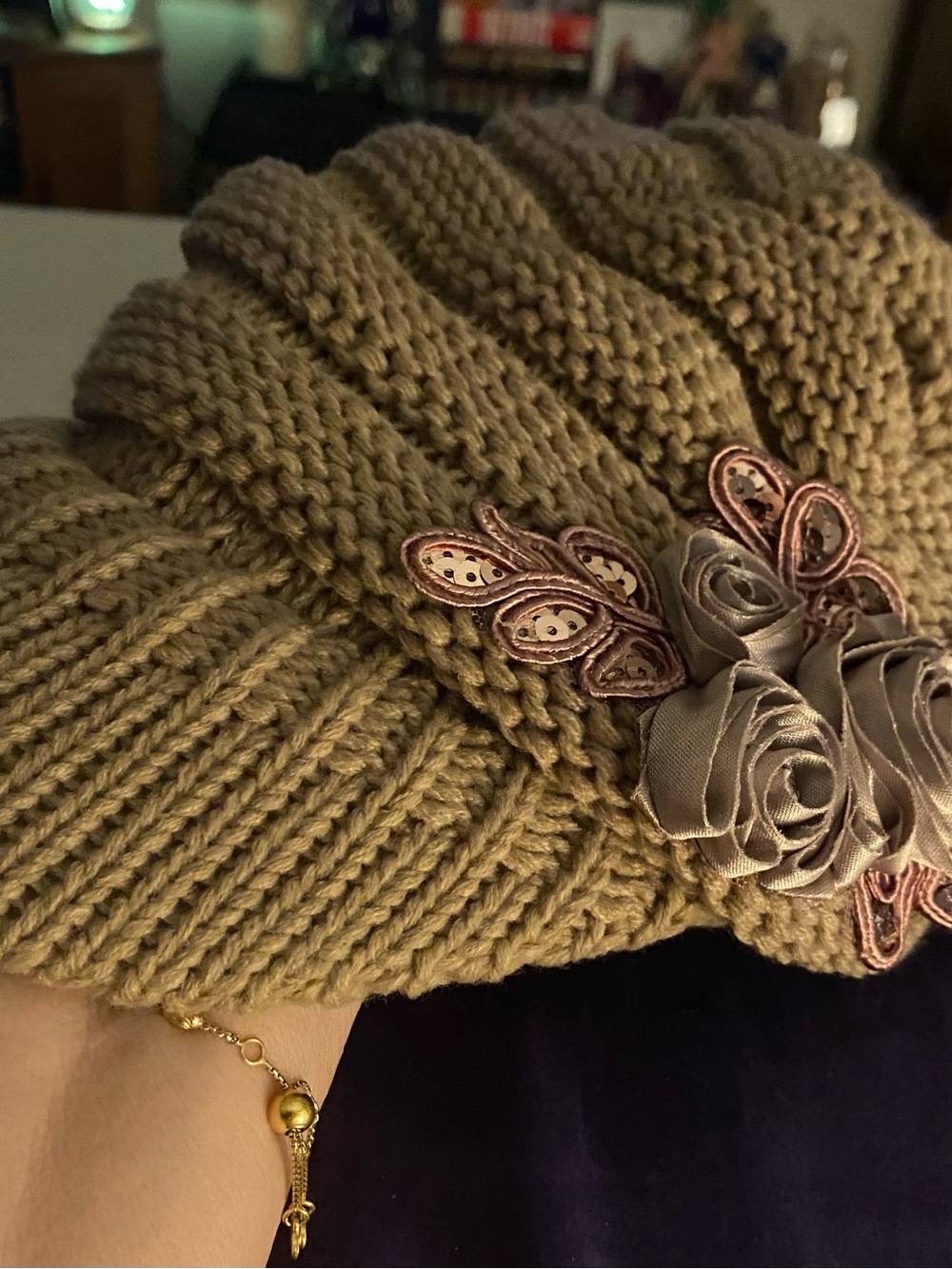 Women's Knit Beret Hat with Floral Appliqué - Taupe